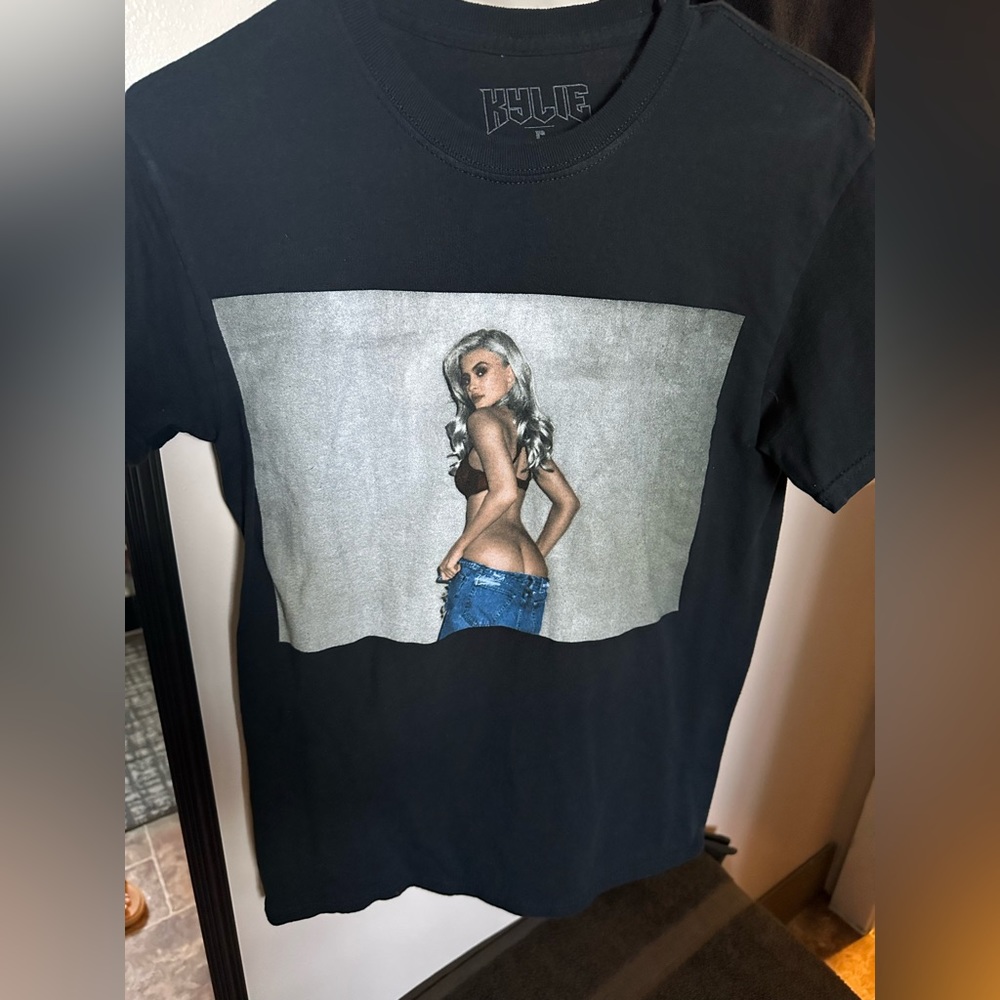 Women’s Kylie Small Shirt